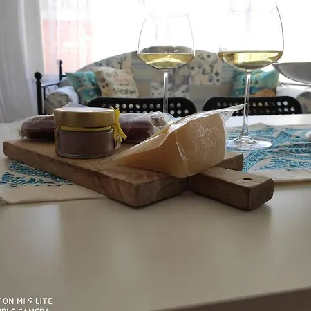 Is Launeddas Da Isi * Villaputzu